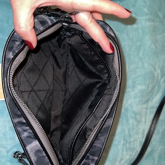 COPY - Leopard crossbody - Picture 2 of 2